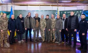 Керівник ДніпроОВА сьогодні привітав оборонців зі святом і вручив нагороди (фото)
