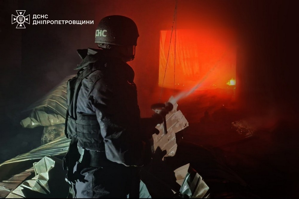 Фото наслідків ворожих атак на Дніпропетровщину Фото наслідків ворожих атак на Дніпропетровщину