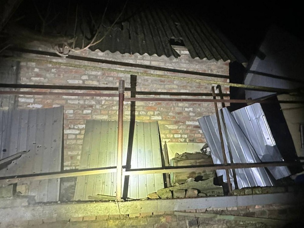 Фото наслідків обстрілів Нікополя Фото наслідків обстрілів Нікополя