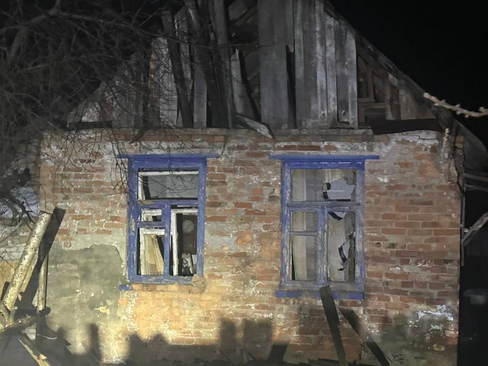 Фото наслідків обстрілів Нікополя Фото наслідків обстрілів Нікополя