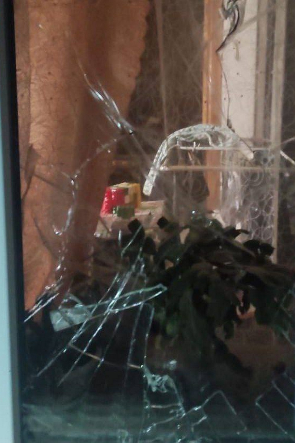 Вбитий і 4 поранених у Павлограді, у Нікополі побито будинки і авто, на Синельниківщині виникла пожежа – важка ніч на Дніпропетровщині 12 грудня Вбитий і 4 поранених у Павлограді, у Нікополі побито будинки і авто, на Синельниківщині виникла пожежа – важка ніч на Дніпропетровщині 12 грудня