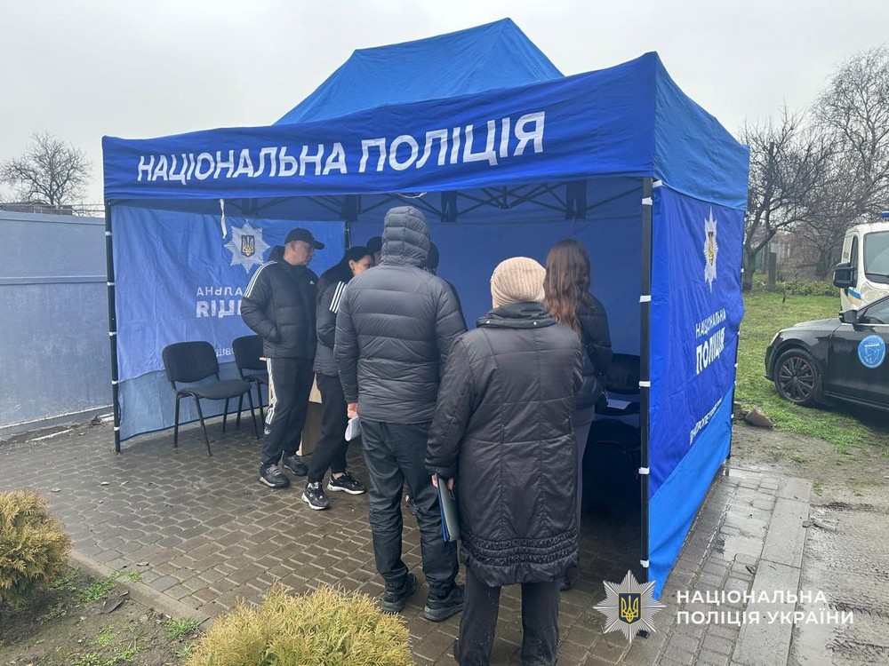 У Нікополі та Павлограді поранені і загиблий: поліція розповіла про наслідки обстрілів області за добу