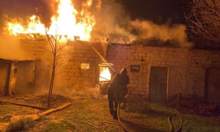 Ворог накрив Нікопольщину «Градом», у Кривому Розі четверо поранених внаслідок атаки «Шахедами» (фото)