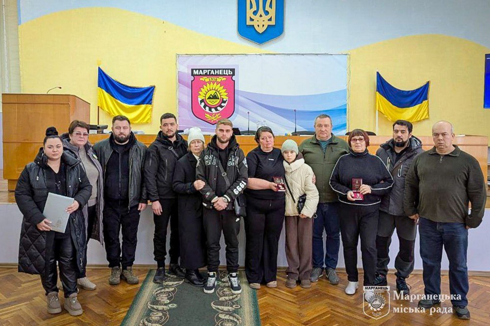 Сьогодні, 18 грудня, відбулася чергова 59-та сесія міської ради. На ній прийнято бюджет Марганця на 2026 рік, вшановано пам’ять полеглих Героїв, виділено допомогу ЗСУ, заслухано виступ представника ТЦК тощо. Сьогодні, 18 грудня, відбулася чергова 59-та сесія міської ради. На ній прийнято бюджет Марганця на 2026 рік, вшановано пам’ять полеглих Героїв, виділено допомогу ЗСУ, заслухано виступ представника ТЦК тощо.