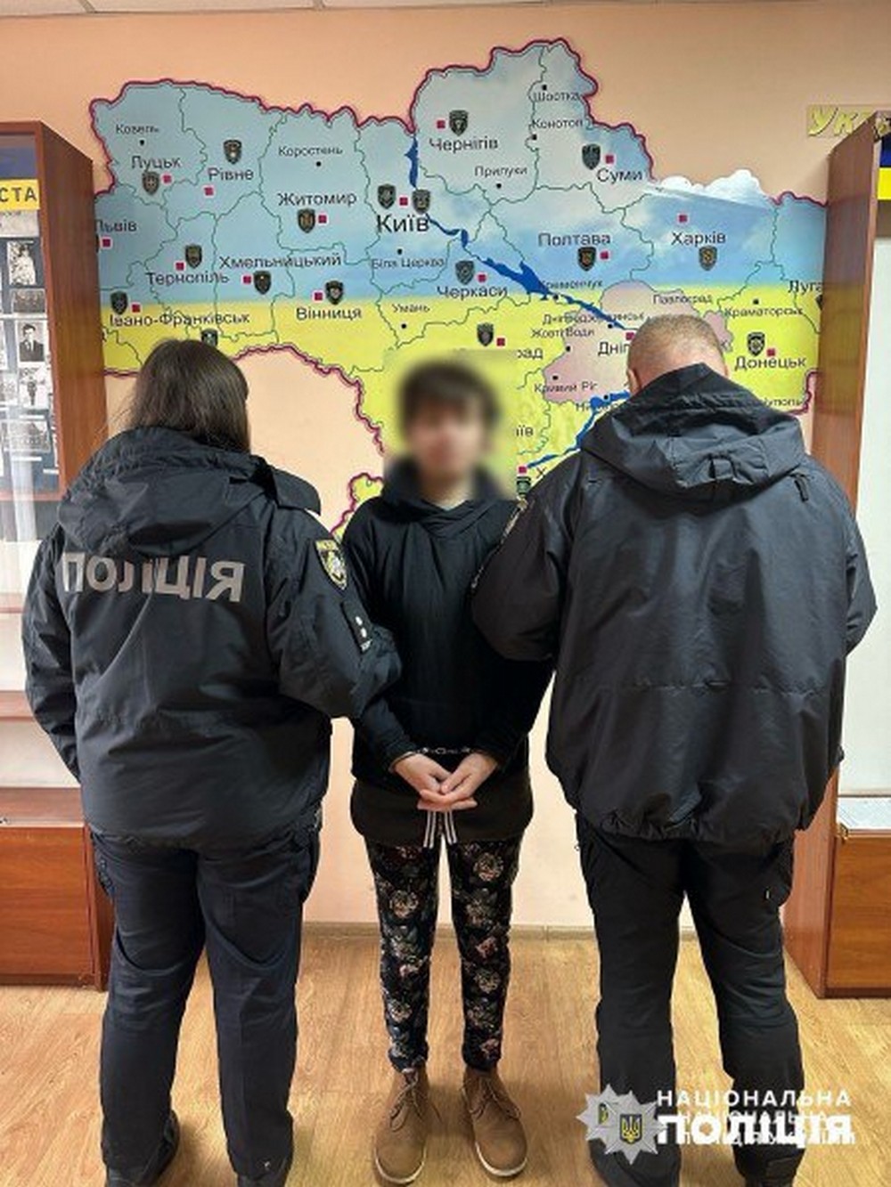 Побила чоловіка цеглиною у кафе Дніпра: суд виніс вирок жінці Побила чоловіка цеглиною у кафе Дніпра: суд виніс вирок жінці