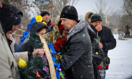На Нікопольщині сьогодні провели в останню путь Захисника