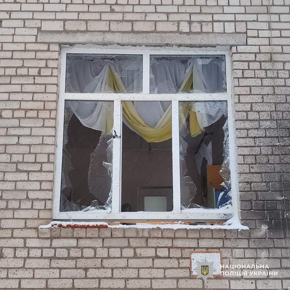 Ворог поцілив FPV-дронами по двом вантажівкам на Нікопольщині, вдарив БпЛА та КАБами по Синельниківщині – поліція