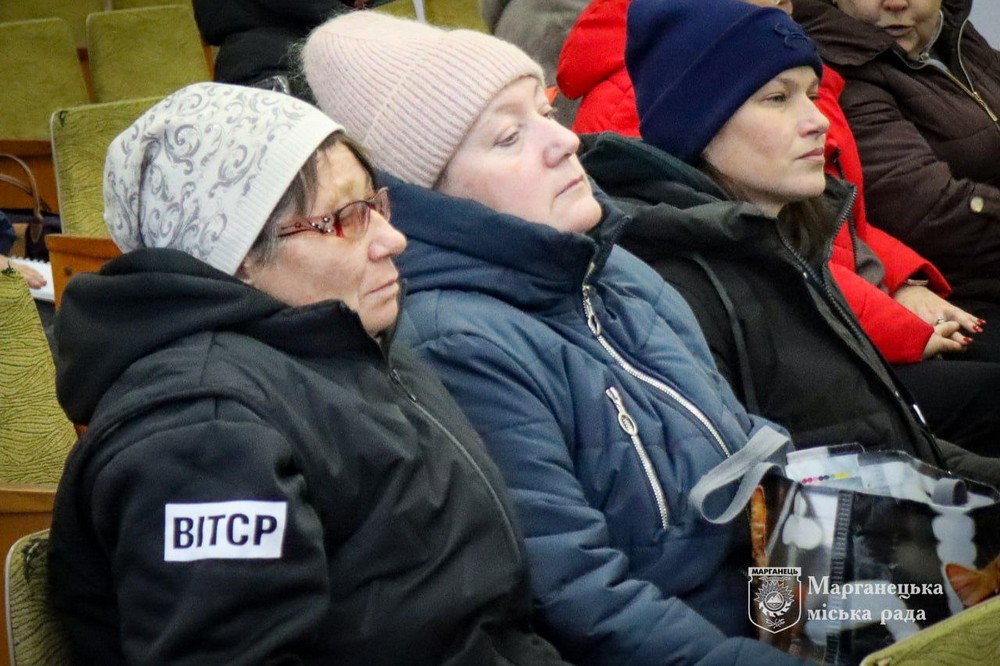 Енергетична безпека і гуманітарна допомога у Марганці: міський голова провів зустріч з головами ОСББ