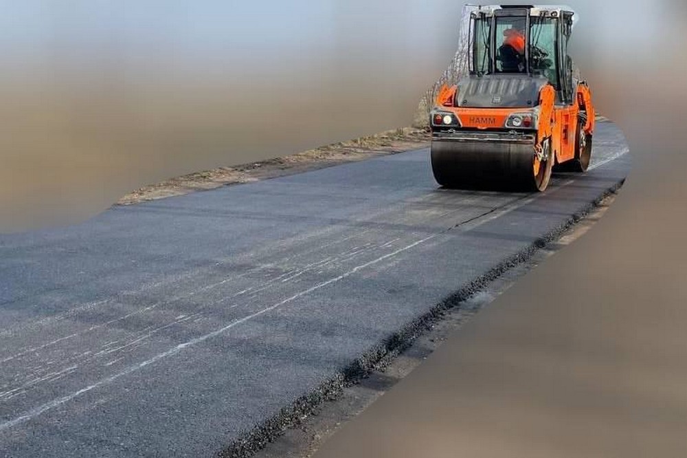 ремонт доріг і встановлення антидронових сіток на Дніпропетровщині оглянув Дмитро Кулеба (фото)