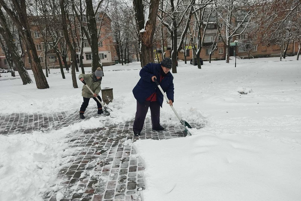 сніг 13 сніг 13