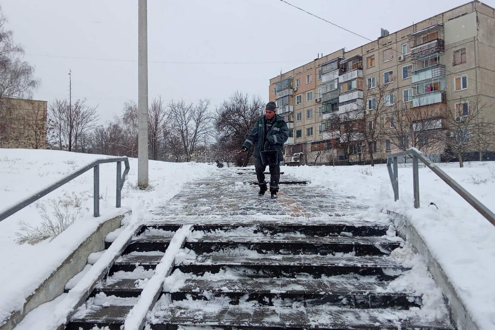 сніг 16 сніг 16