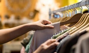 у Нікополі проведуть ярмарок безкоштовного одягу 2