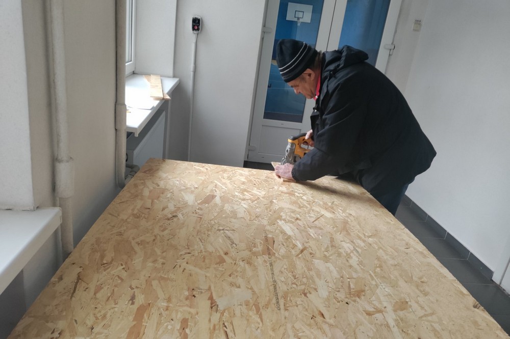 У Нікополі навчальний заклад отримав допомогу від «Проліска» (фото) 1 у Нікополі 3