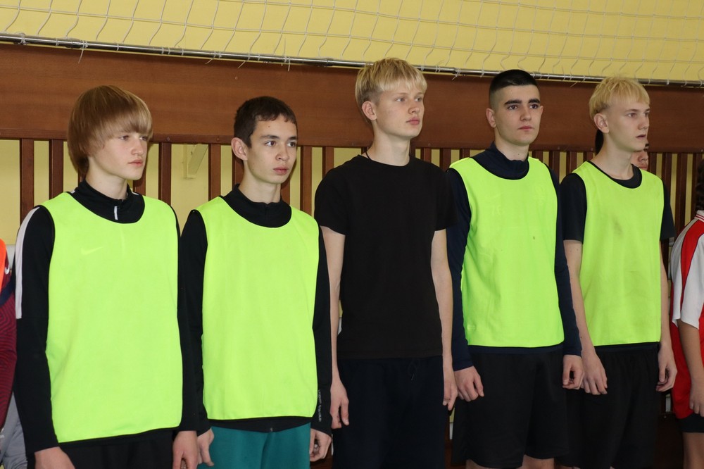 у Покрові у Покрові