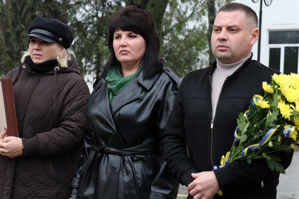 у Покрові у Покрові