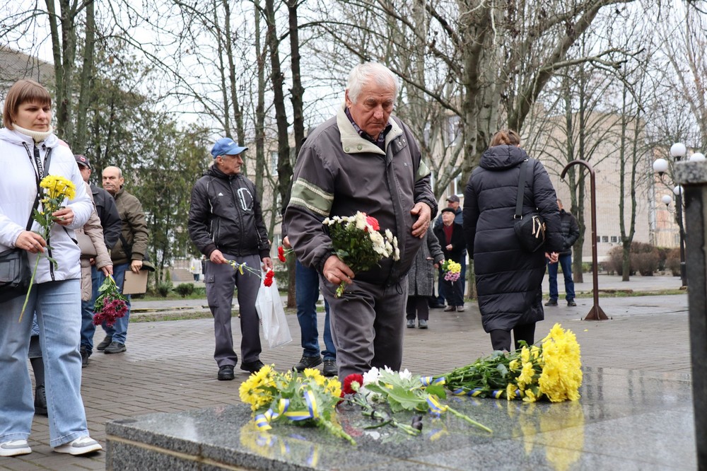 у Покрові 12 у Покрові 12