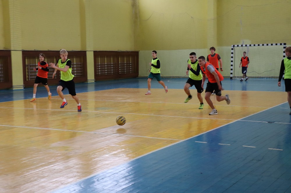 у Покрові 7 у Покрові 7