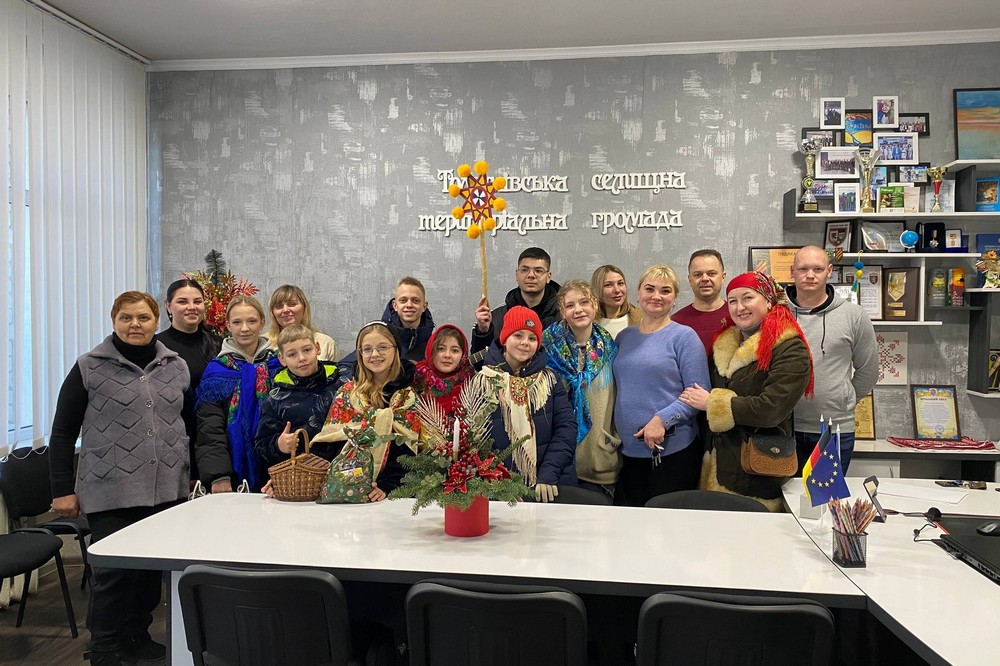 у Томаківській громаді 4