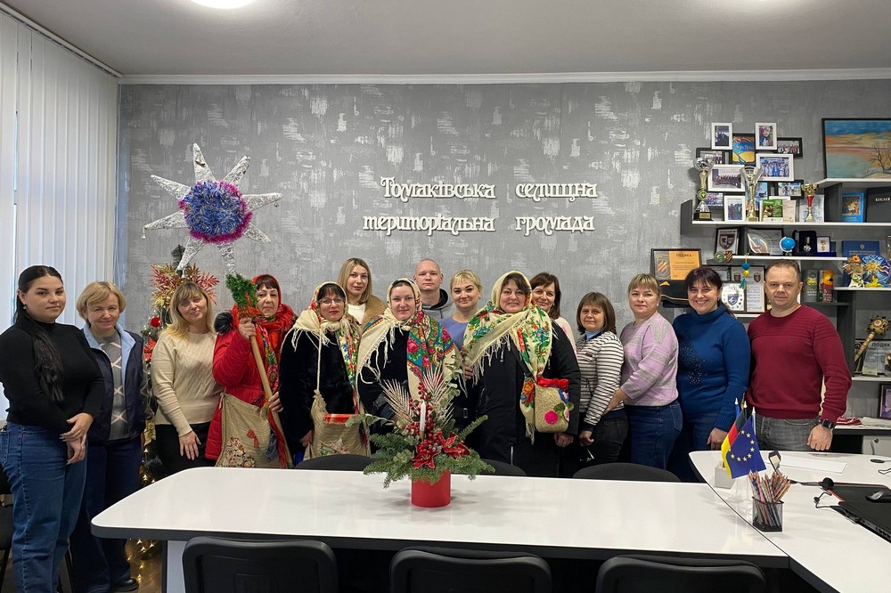 у Томаківській громаді 5