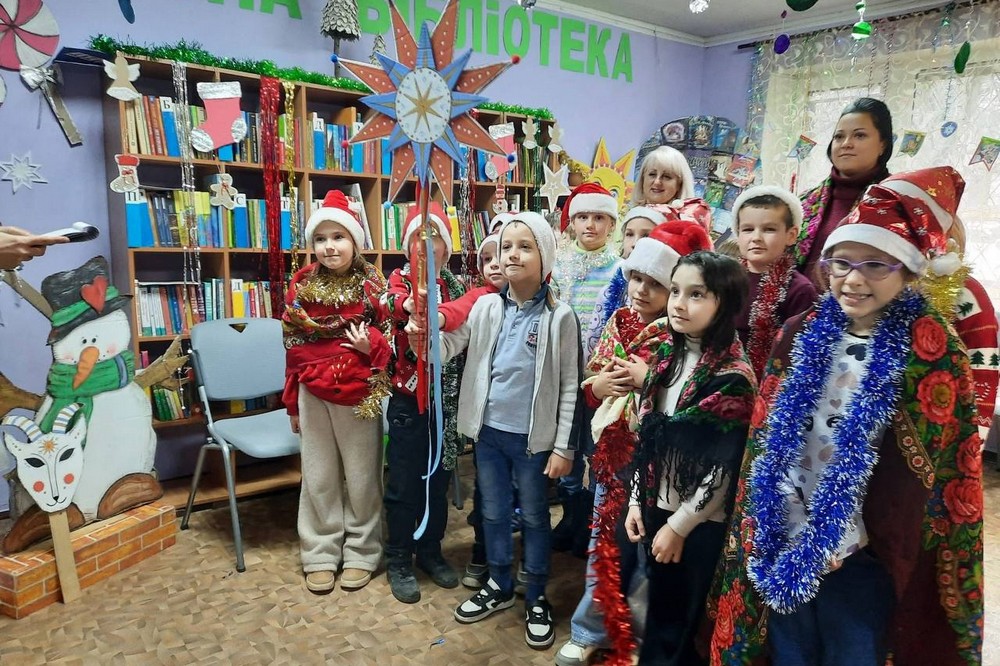 у бібліотеці Покрова