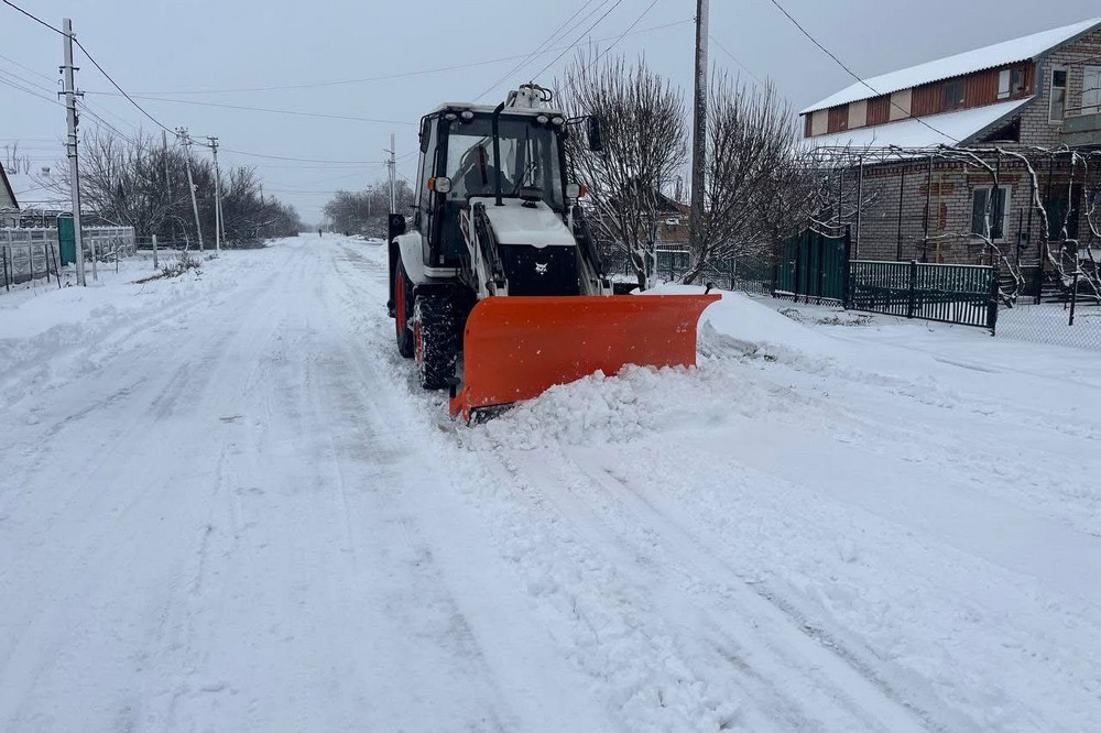 у громаді біля Нікополя ліквідовують наслідки негоди (фото, відео) у громаді біля Нікополя ліквідовують наслідки негоди (фото, відео)