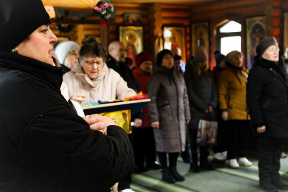 у храмі ПЦУ в Нікополі відзначили День святого Миколая 6 у храмі ПЦУ в Нікополі відзначили День святого Миколая 6