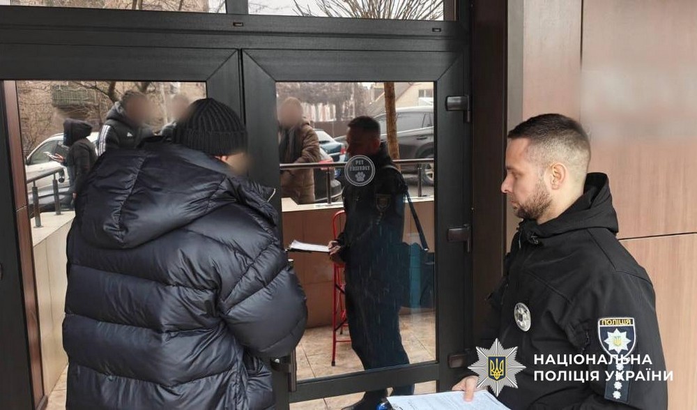 На Дніпропетровщині відмивали кошти з оборонних контрактів: всього злочинцями вкрадено понад півмільярда гривень. Викрито конвертаційний центр, який працював у Дніпропетровській і Київській областях. А організатори оборудки знаходяться на території так званої «ДНР» і підтримують Росію. На Дніпропетровщині відмивали кошти з оборонних контрактів: всього злочинцями вкрадено понад півмільярда гривень. Викрито конвертаційний центр, який працював у Дніпропетровській і Київській областях. А організатори оборудки знаходяться на території так званої «ДНР» і підтримують Росію.