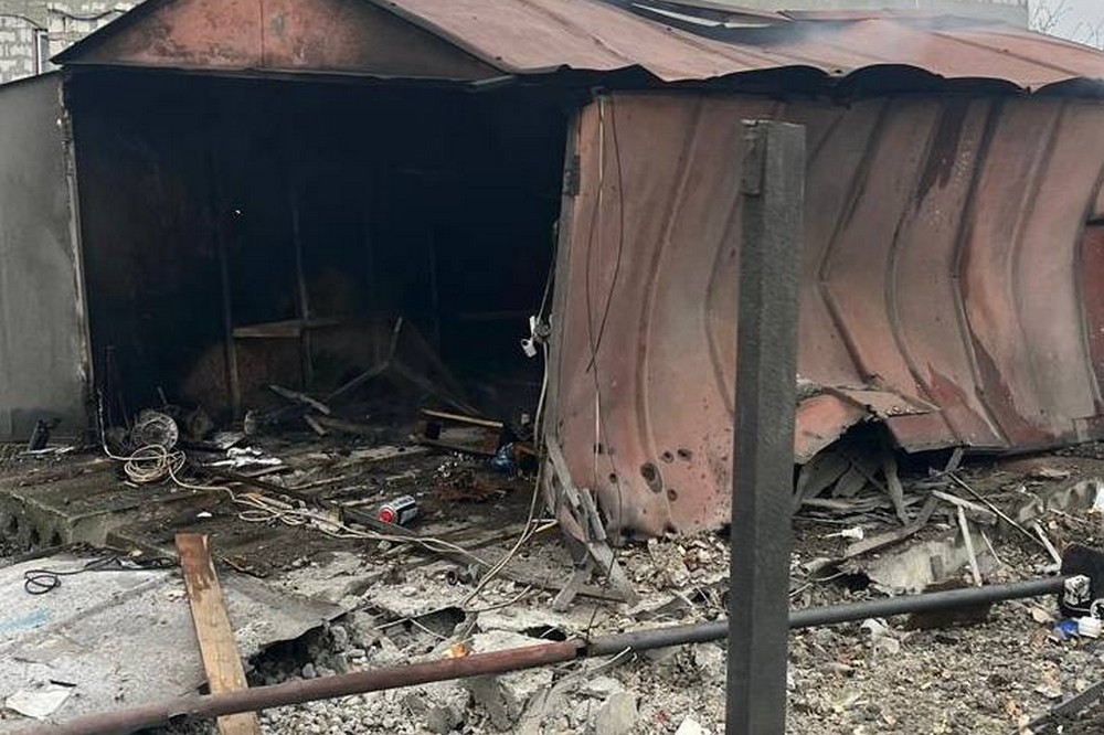 ворог атакував Нікополь та район 11