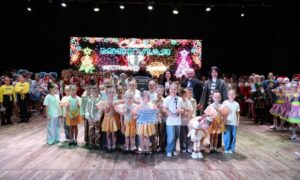 з Марганця 2