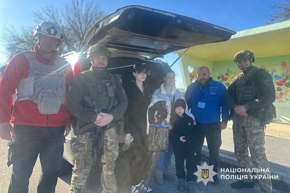 з Нікополя з Нікополя