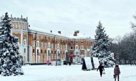 Сніг приховав рани… Як виглядають прифронтові Нікополь і район у січні 2026 року