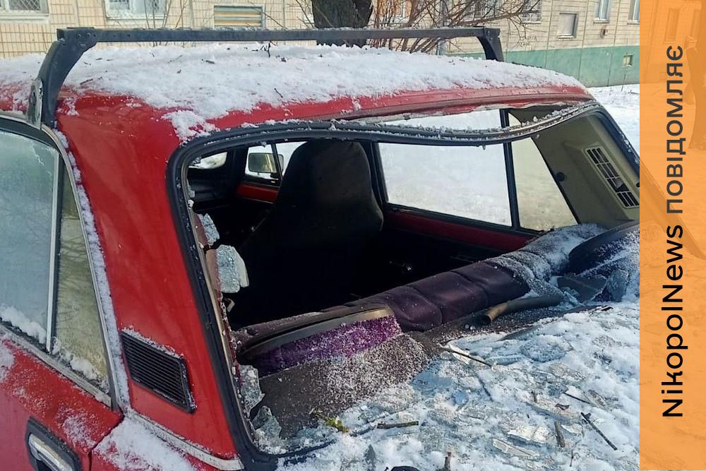 Понад 70 повідомлень про удари, найбільше потерпав Нікополь – поліція про наслідки ворожих ударів по району (фото) 1 Понад 70 повідомлень про удари, найбільше потерпав Нікополь – поліція про наслідки ворожих ударів по району (фото)