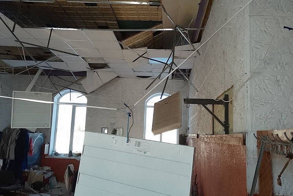 Терор Нікопольщини навіть у новорічну ніч, поранені на Павлоградщині і Синельниківщині, Криворіжжя під ударом дронів – поліція про наслідки обстрілів 1 Терор Нікопольщини навіть у новорічну ніч, поранені на Павлоградщині і Синельниківщині, Криворіжжя під ударом дронів – поліція про наслідки обстрілів