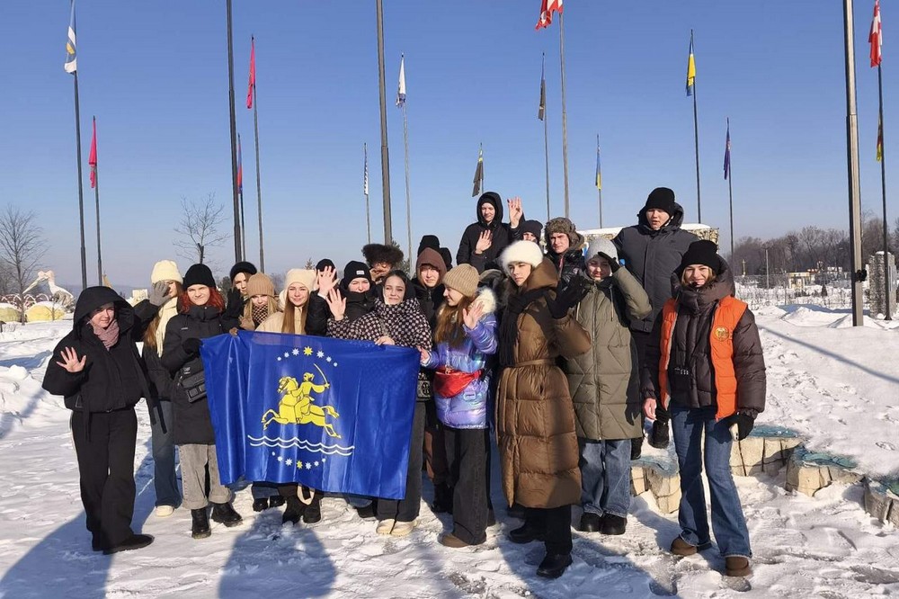  20 талановитих дітей з Нікополя відпочили у Калуші 2