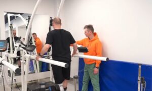 «Прийшов, побачив і переміг»: як ветеран з Марганця проходить реабілітацію у Superhumans Dnipro (відео)