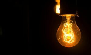 Близько 500 тисяч родин залишаються без світла: яка ситуація з електропостачанням на Дніпропетровщині, розповіли у ДТЕК