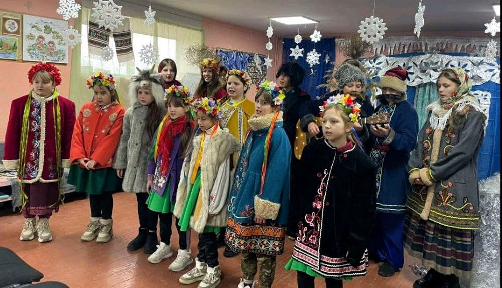 Робили добрі справи і вивчали традиції: як пройшли передноворічні та різдвяні дні у Покрові (фото) Робили добрі справи і вивчали традиції: як пройшли передноворічні та різдвяні дні у Покрові (фото)