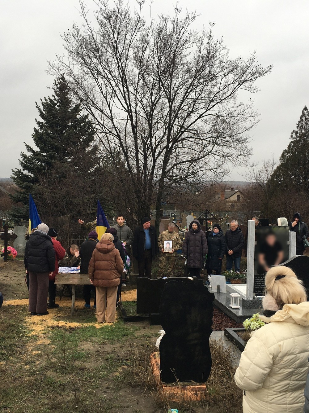 На Нікопольщині провели в останню путь Захисника 