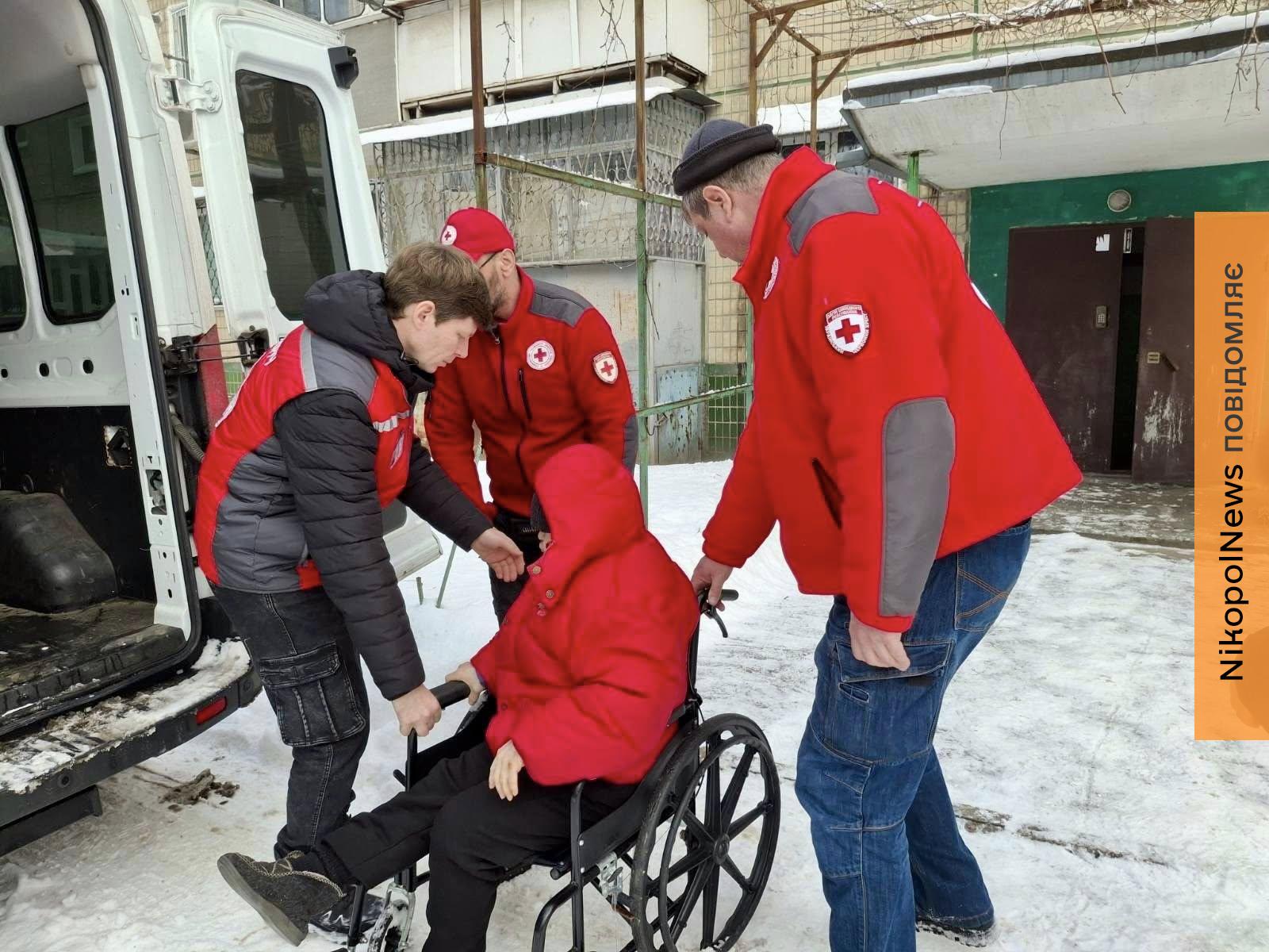 Червоний Хрест Нікополя допоміг ще двом людям відвідати лікарню: куди звертатися 1 Червоний Хрест Нікополя