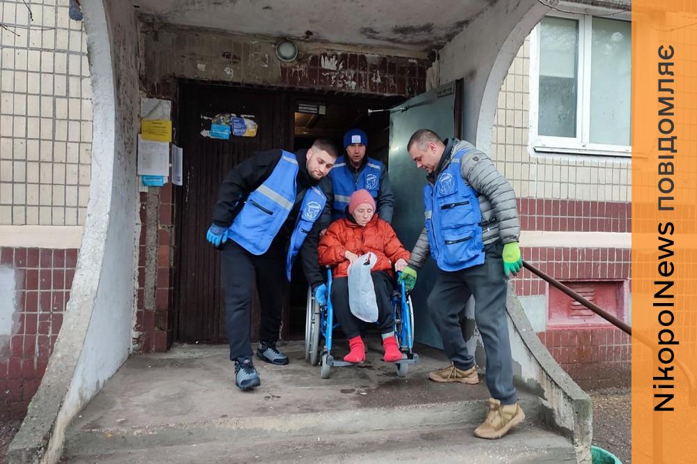 Перенесла складну операцію, евакуювалася і повернулася додому: історія жінки з прифронтового Нікополя (фото) 1 Перенесла складну операцію, евакуювалася і повернулася додому: історія жінки з прифронтового Нікополя (фото)