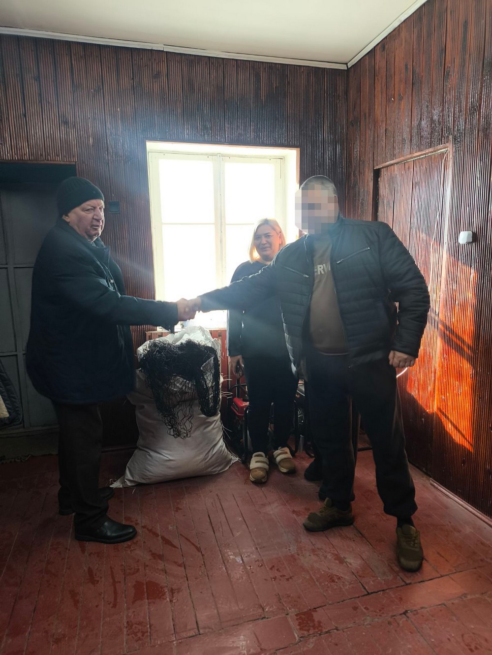 громада на Нікопольщині передала прикордонникам будматеріали громада на Нікопольщині передала прикордонникам будматеріали