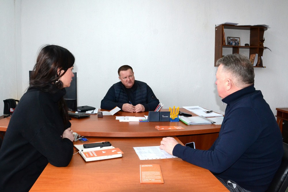 На Нікопольщині вже з лютого розпочинають роботу мобільні клініки. Це стало можливим завдяки старту співпраці Нікопольської РВА з благодійним фондом Fortitude. На Нікопольщині вже з лютого розпочинають роботу мобільні клініки. Це стало можливим завдяки старту співпраці Нікопольської РВА з благодійним фондом Fortitude.