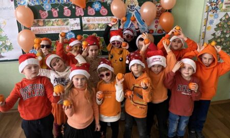 Робили добрі справи і вивчали традиції: як пройшли передноворічні та різдвяні дні у Покрові (фото)