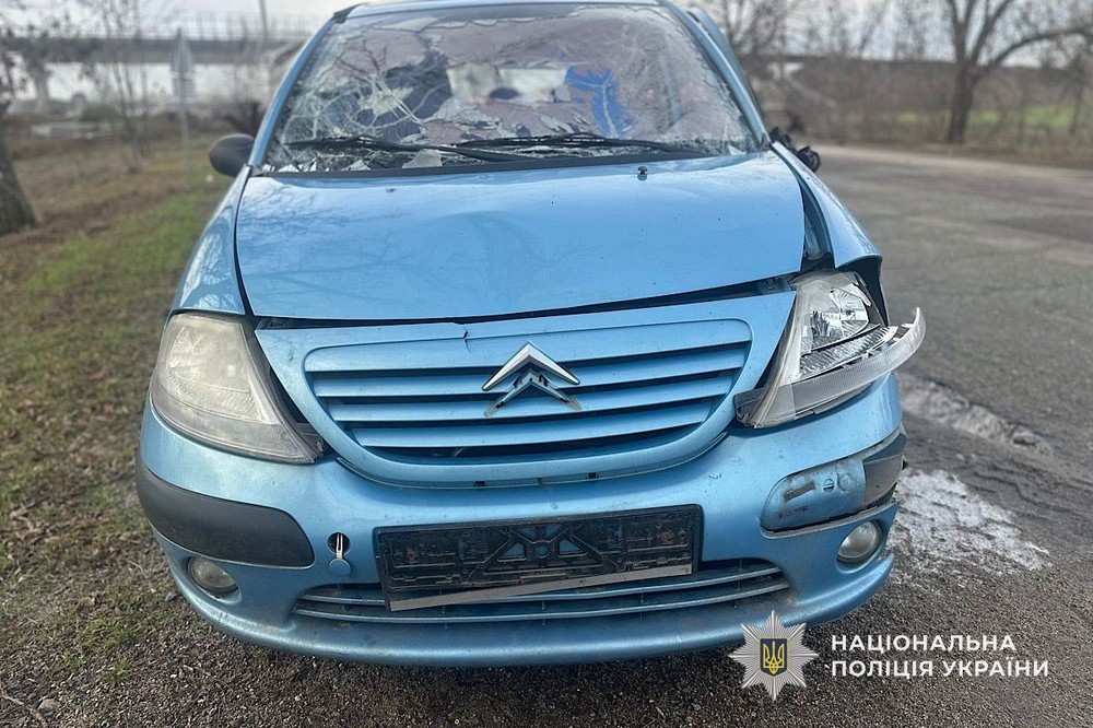 Атакували автівку біля одного з сіл Покровської міської громади 2 Атакували автівку біля одного з сіл Покровської міської громади 2