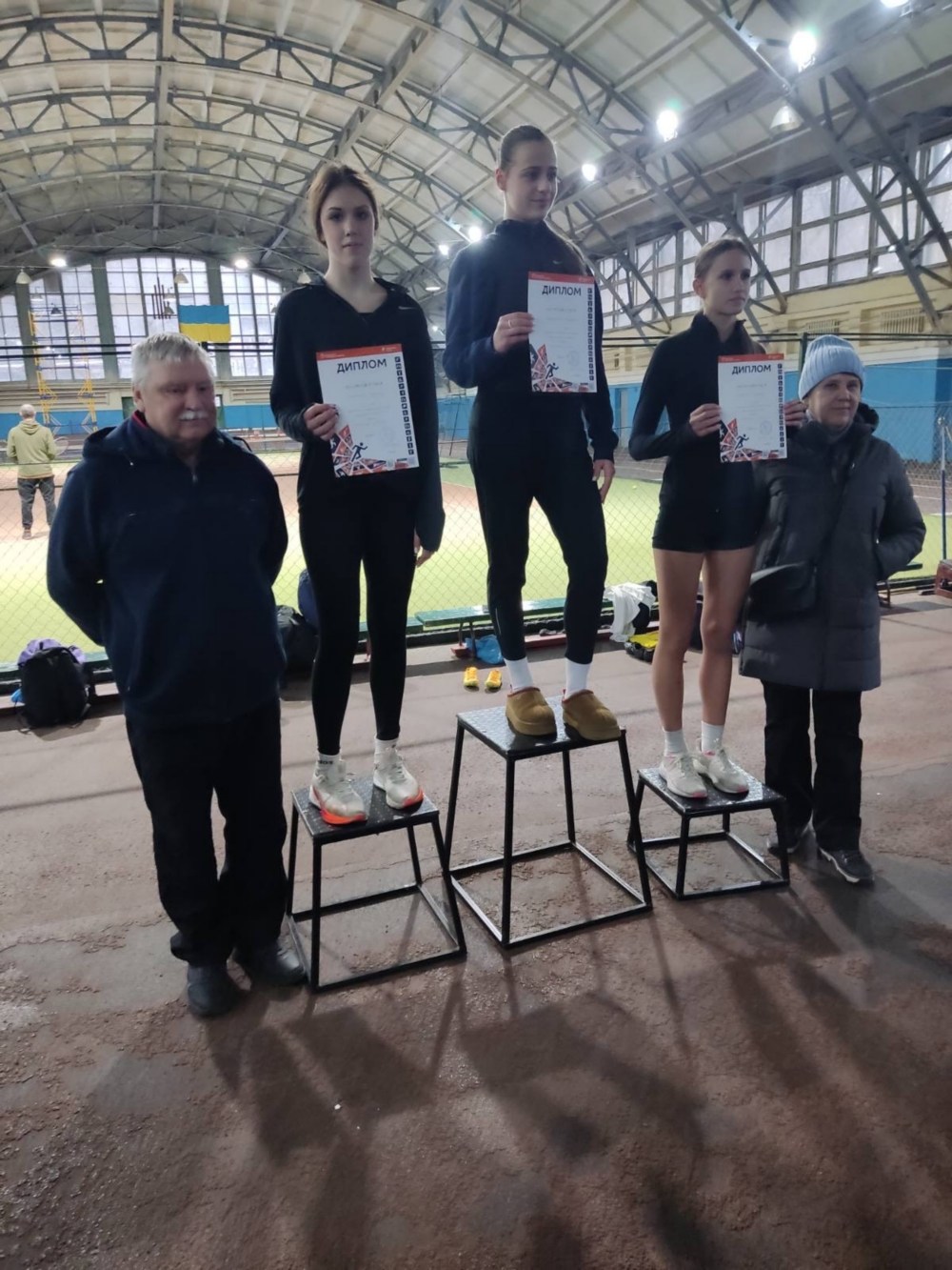  Легкоатлети з Нікополя почали новий рік з перемог ! 2