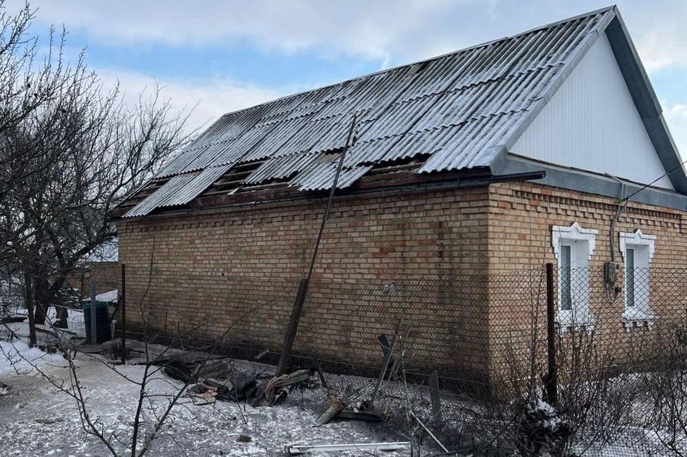 На Нікопольщині поранена жінка і 13 річний хлопчик 3