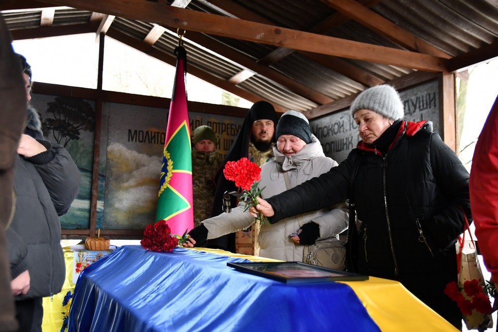 Нікополь провів Нікополь провів