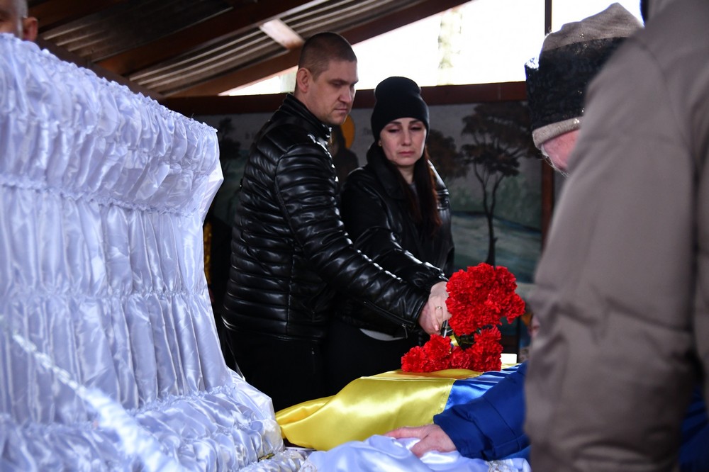 Нікополь провів 11 Нікополь провів 11