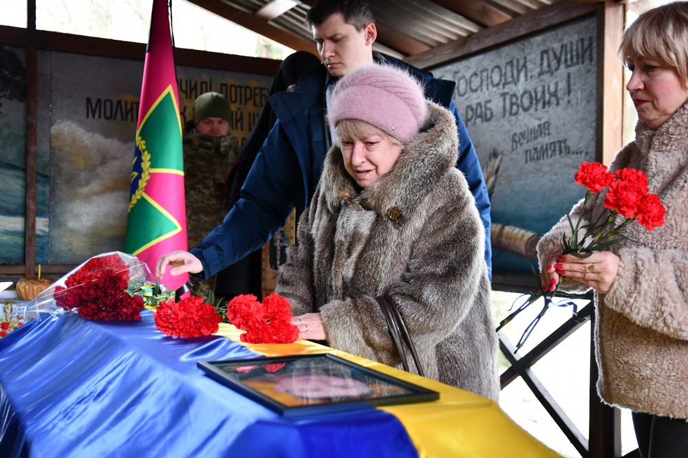 Нікополь провів 18 Нікополь провів 18