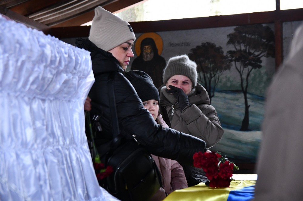 Нікополь провів 9 Нікополь провів 9